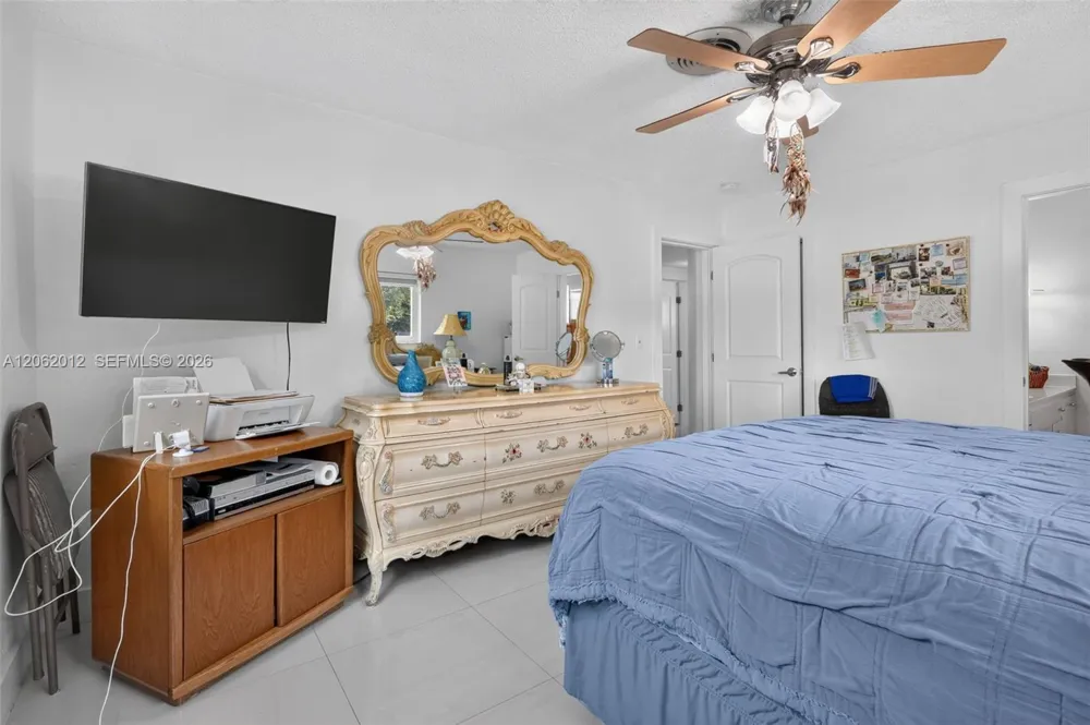 17200 NE 15th Ave North Miami Beach, FL 33162