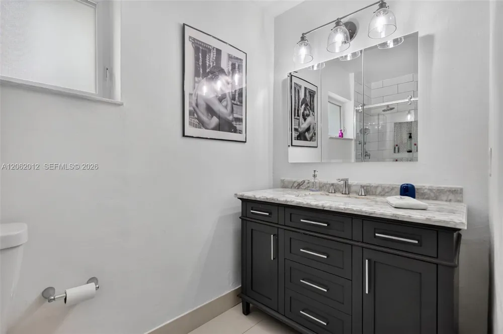 17200 NE 15th Ave North Miami Beach, FL 33162
