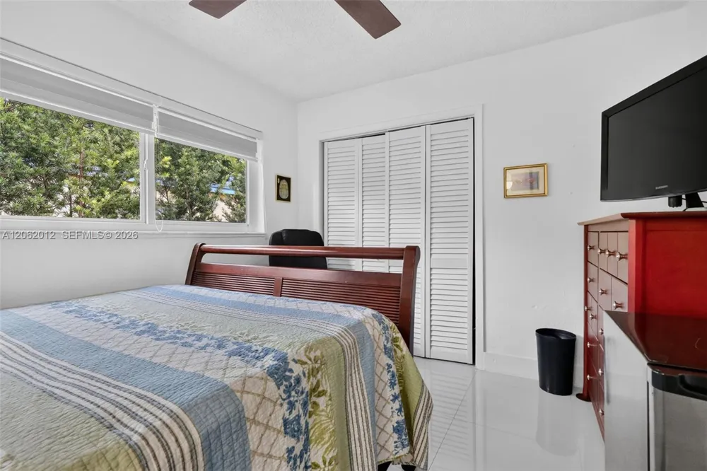17200 NE 15th Ave North Miami Beach, FL 33162