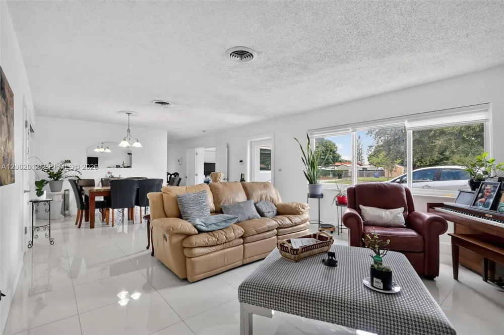 17200 NE 15th Ave North Miami Beach, FL 33162