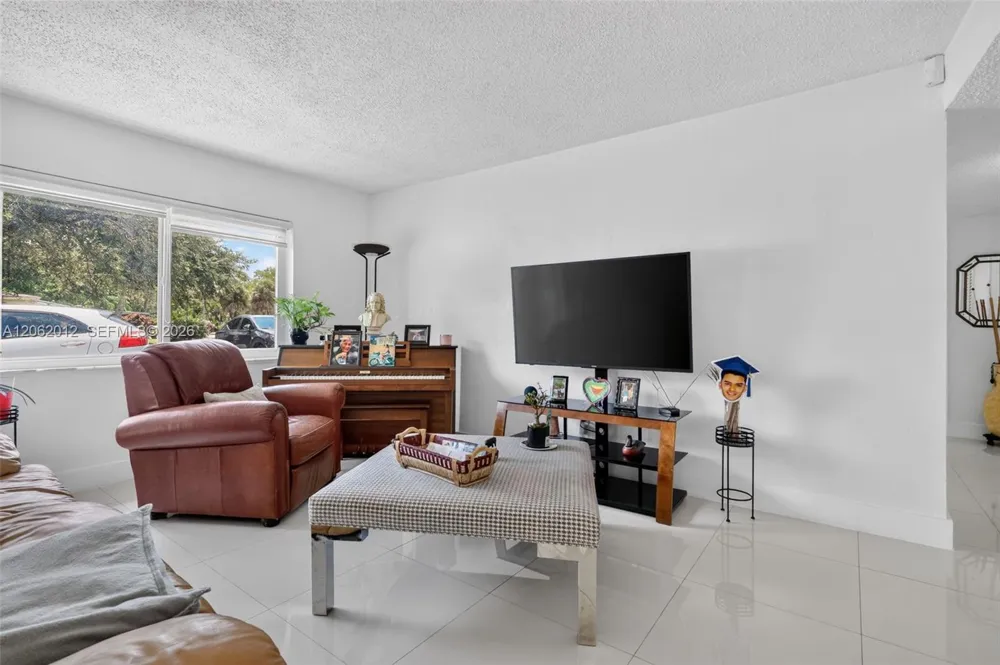 17200 NE 15th Ave North Miami Beach, FL 33162