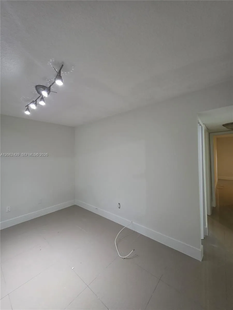 6201 SW 116th Pl #D Miami, FL 33173