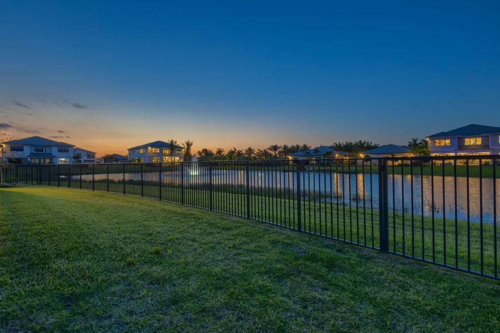 12873 Wingspan Court Palm Beach Gardens, FL 33412