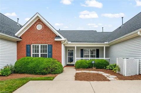 3925 Parkview Court