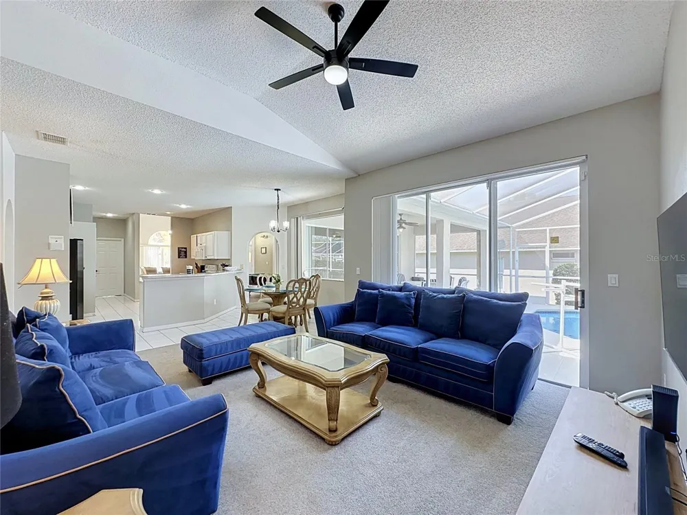 2216 MALLORY CIR Haines City, FL 33844
