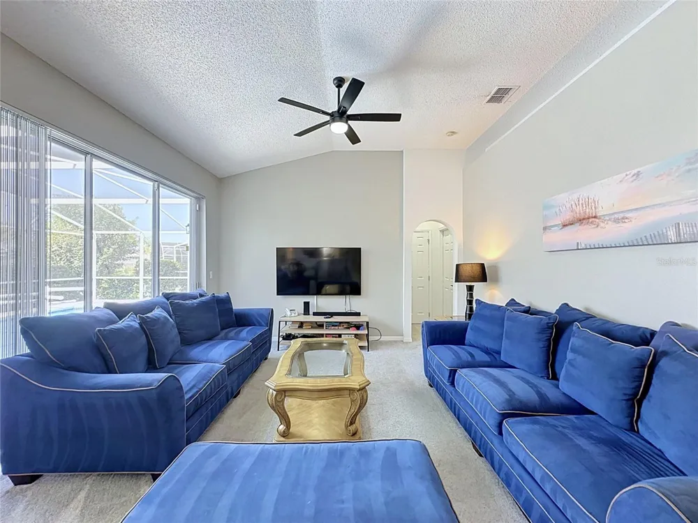 2216 MALLORY CIR Haines City, FL 33844