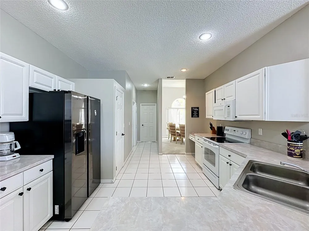 2216 MALLORY CIR Haines City, FL 33844