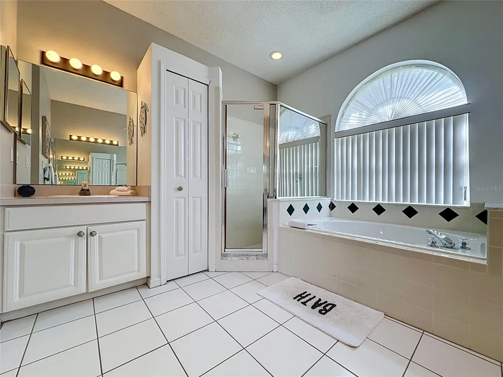 2216 MALLORY CIR Haines City, FL 33844