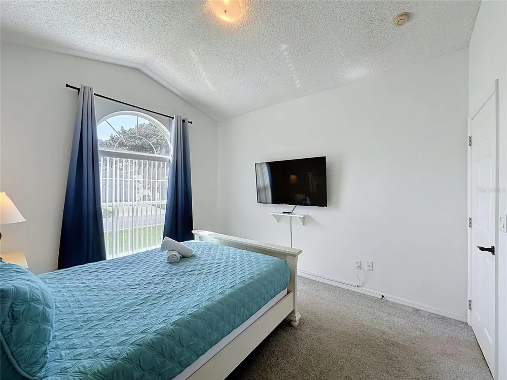 2216 MALLORY CIR Haines City, FL 33844