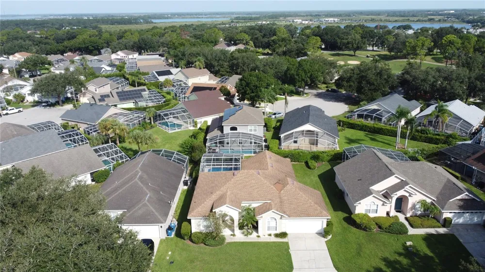 2216 MALLORY CIR Haines City, FL 33844