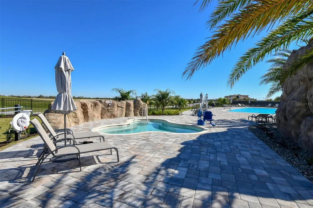 16814 VARDON TERRACE #303 Bradenton, FL 34211