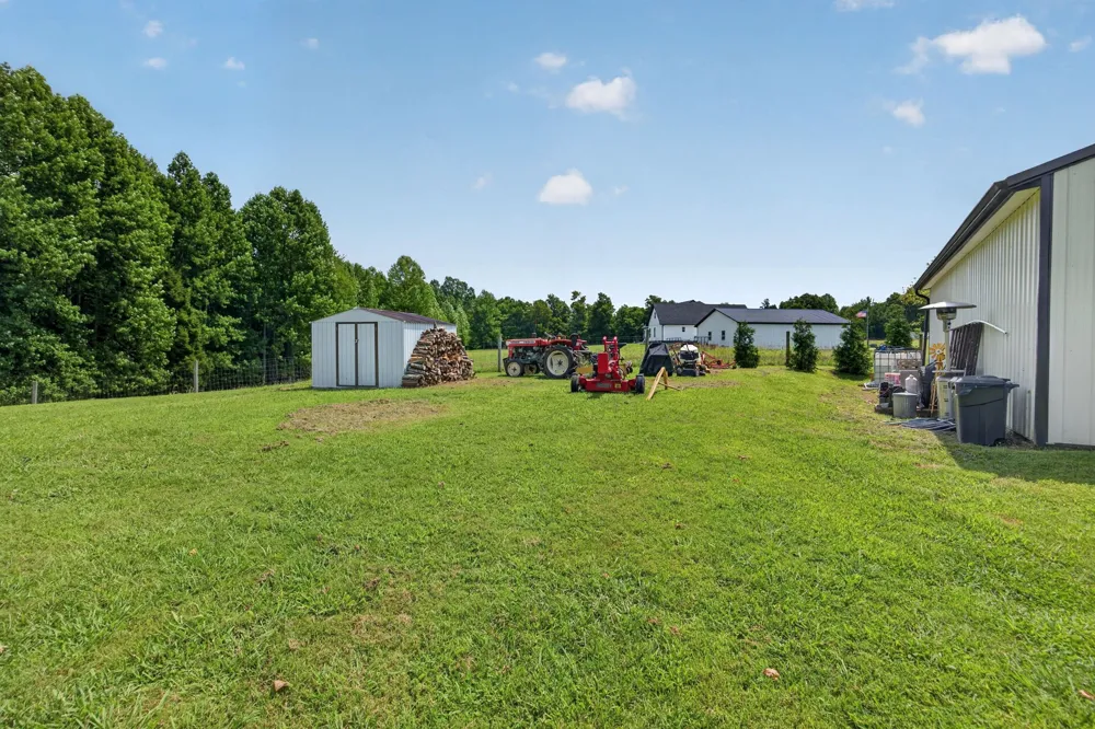 1561 Old Bon Air Rd Sparta, TN 38583