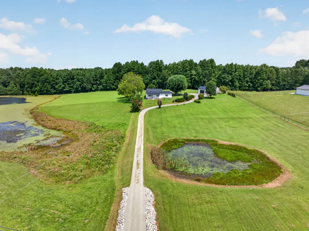 1561 Old Bon Air Rd Sparta, TN 38583