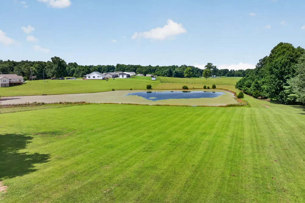 1561 Old Bon Air Rd Sparta, TN 38583