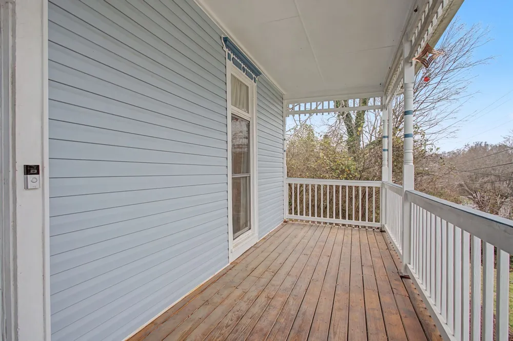 407 W 12th St Columbia, TN 38401