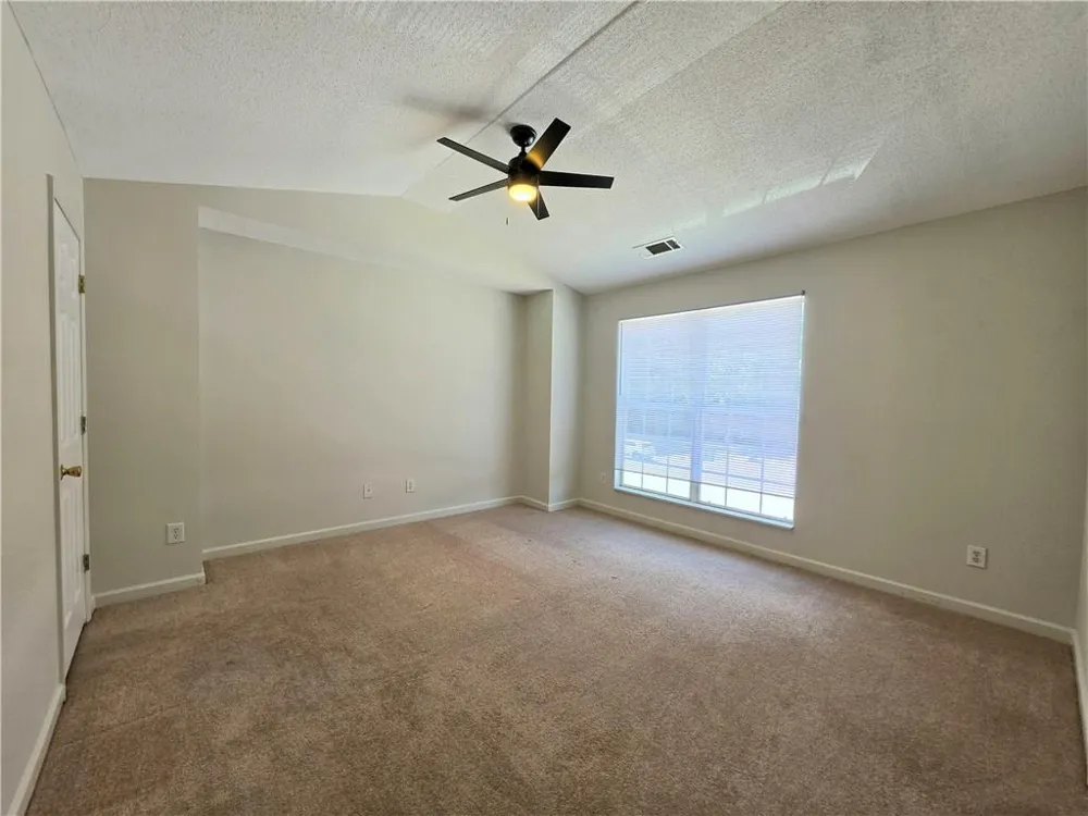 2846 Parkway Close Lithonia, GA 30058