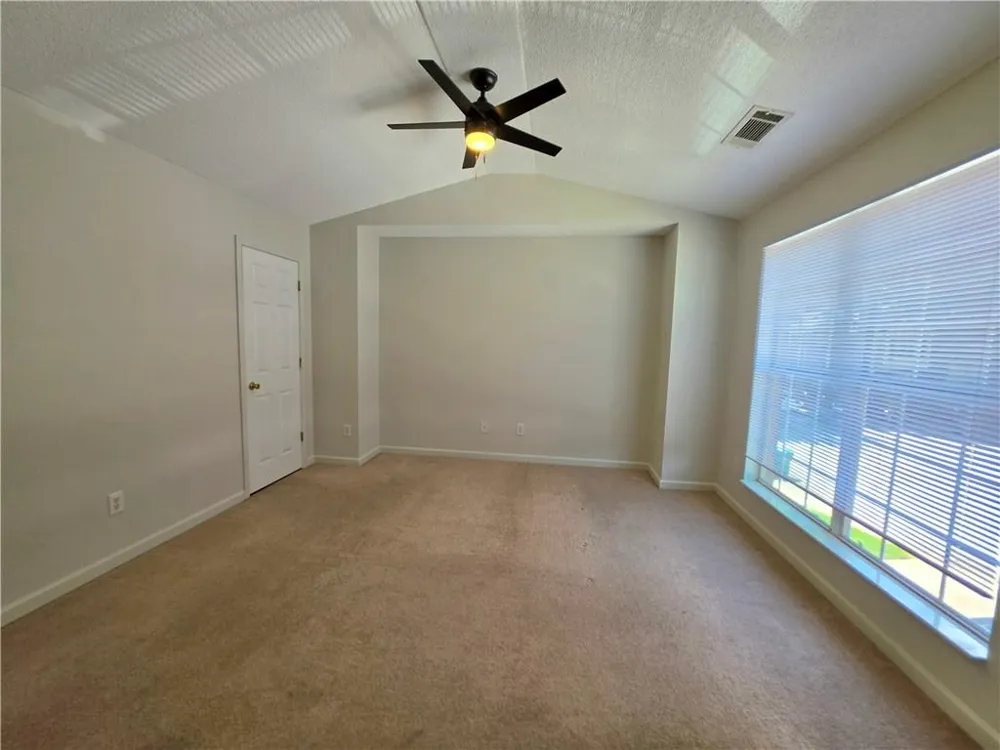 2846 Parkway Close Lithonia, GA 30058