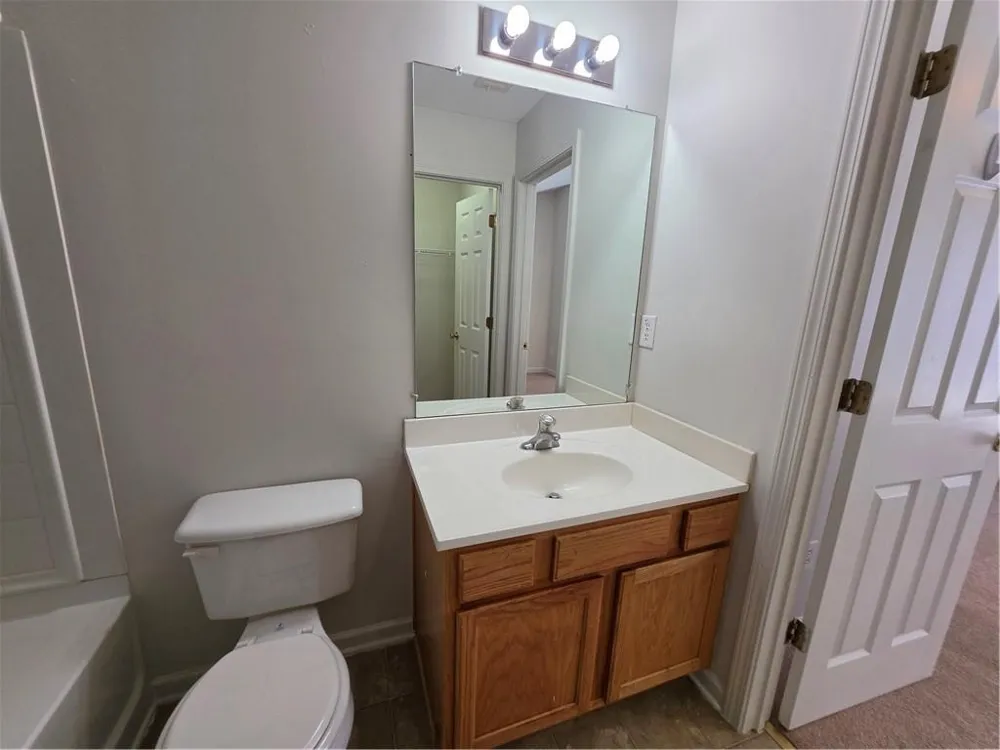 2846 Parkway Close Lithonia, GA 30058
