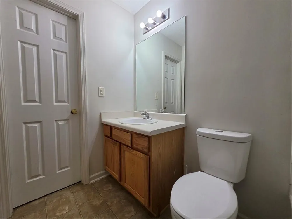 2846 Parkway Close Lithonia, GA 30058