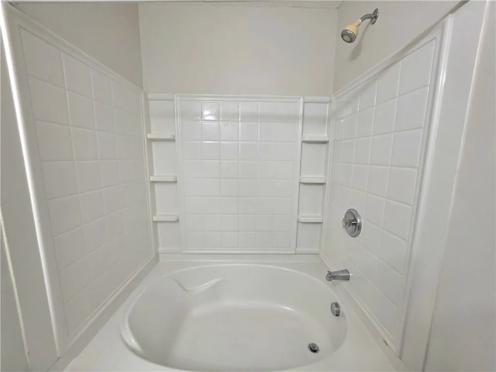 2846 Parkway Close Lithonia, GA 30058
