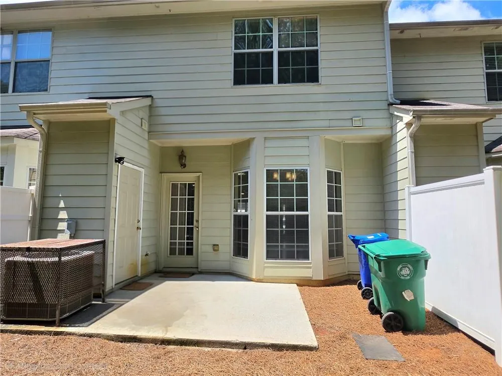 2846 Parkway Close Lithonia, GA 30058