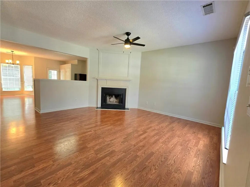 2846 Parkway Close Lithonia, GA 30058
