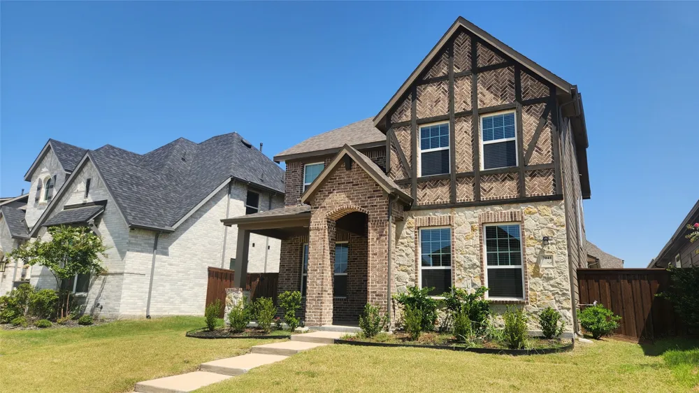 7041 Helena Hill Royse City, TX 75189