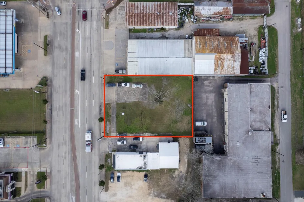 2107 Main Street Pearland, TX 77581