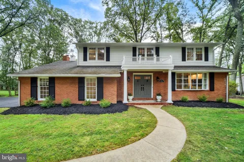 257 BERRYWOOD DRIVE