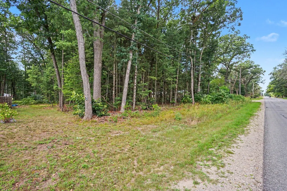6623 Hall Road Muskegon, MI 49442