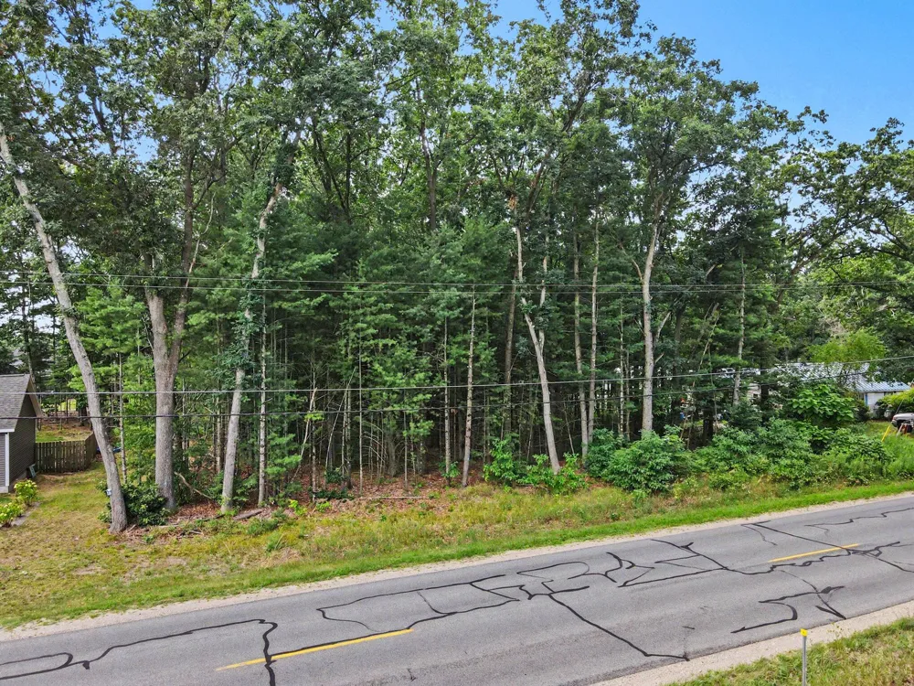 6623 Hall Road Muskegon, MI 49442