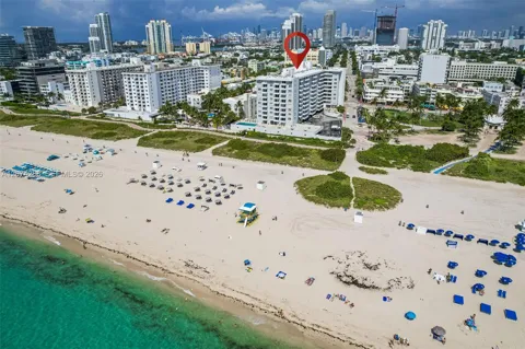 465 Ocean Dr #512