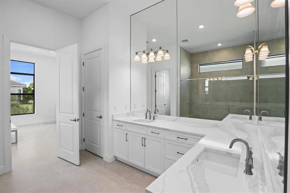 5303 Saint Armands Way Westlake, FL 33470