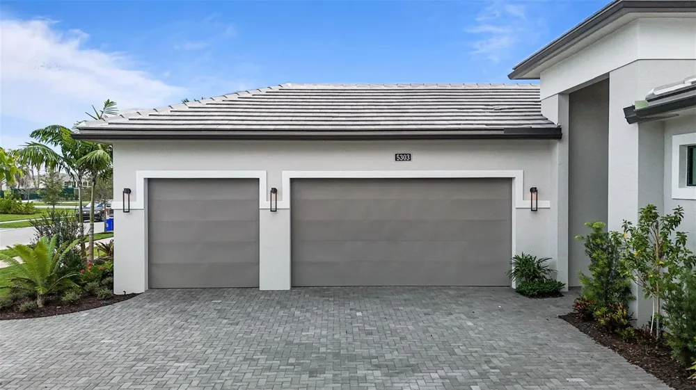 5303 Saint Armands Way Westlake, FL 33470