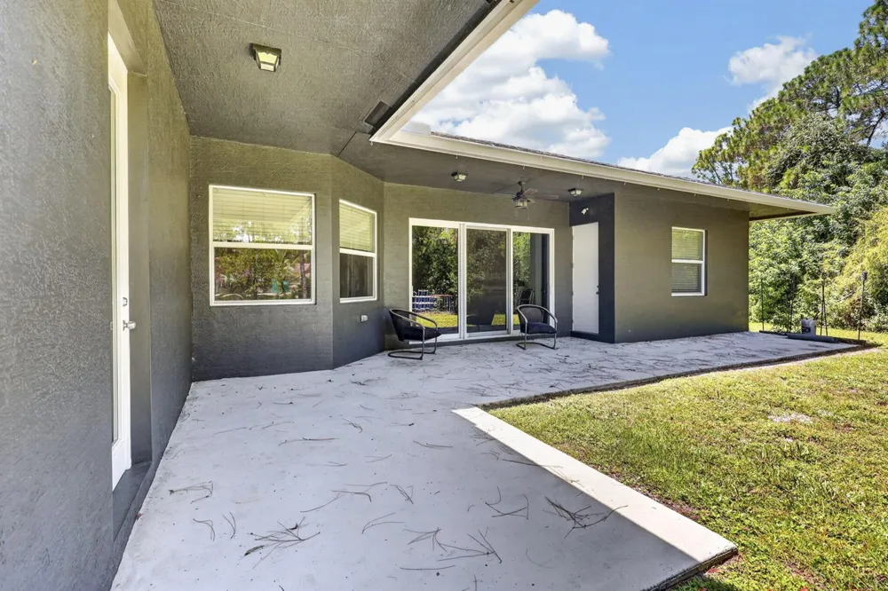 17519 Tangerine Boulevard Loxahatchee, FL 33470
