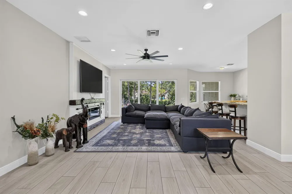 17519 Tangerine Boulevard Loxahatchee, FL 33470
