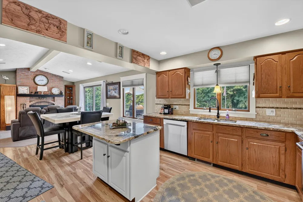 2827 Florence Drive SW Wyoming City, MI 49418
