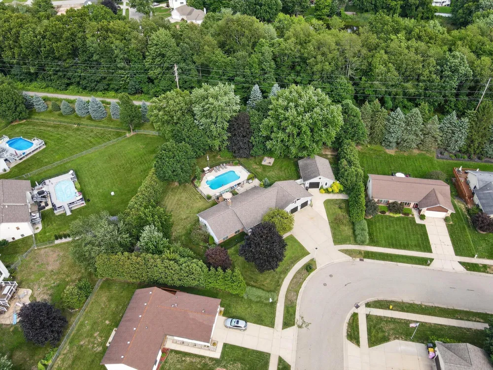 2827 Florence Drive SW Wyoming City, MI 49418