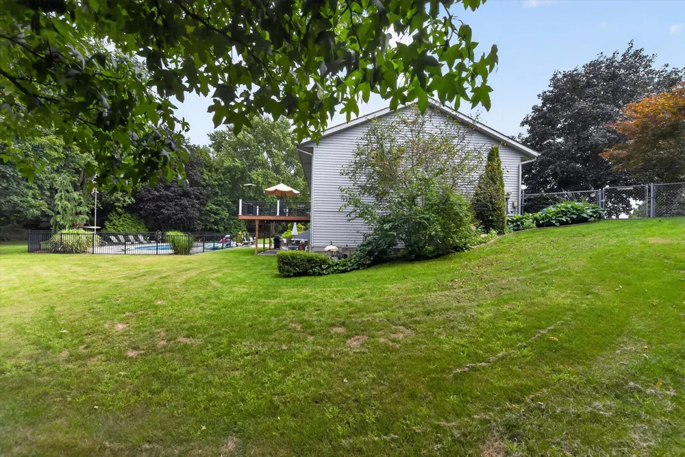 2827 Florence Drive SW Wyoming City, MI 49418