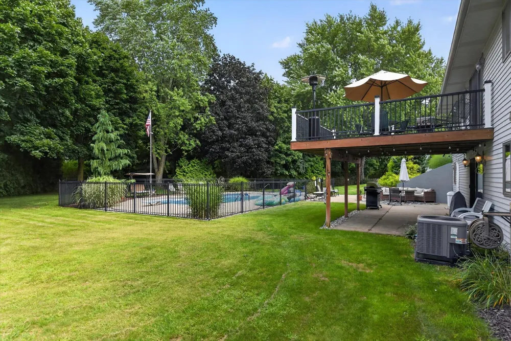 2827 Florence Drive SW Wyoming City, MI 49418