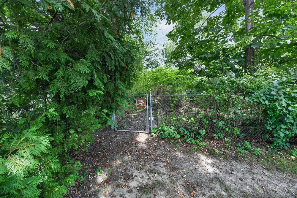2827 Florence Drive SW Wyoming City, MI 49418