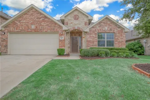 817 Silvermoon Drive
