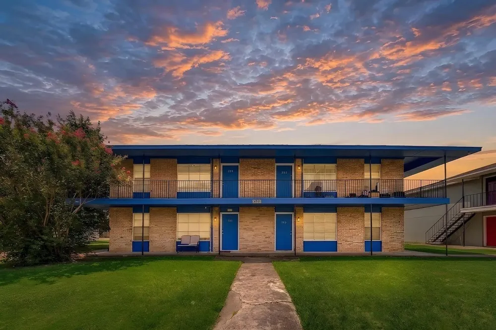 3024 Tudor Lane Irving, TX 75060