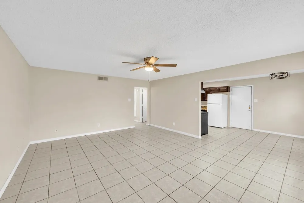 3024 Tudor Lane Irving, TX 75060