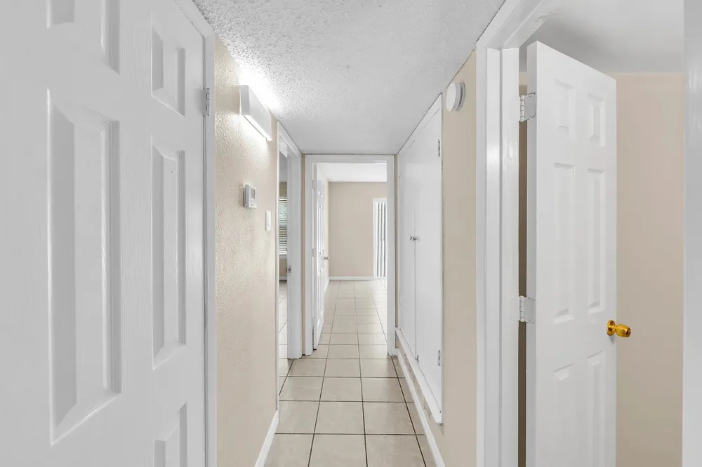 3024 Tudor Lane Irving, TX 75060