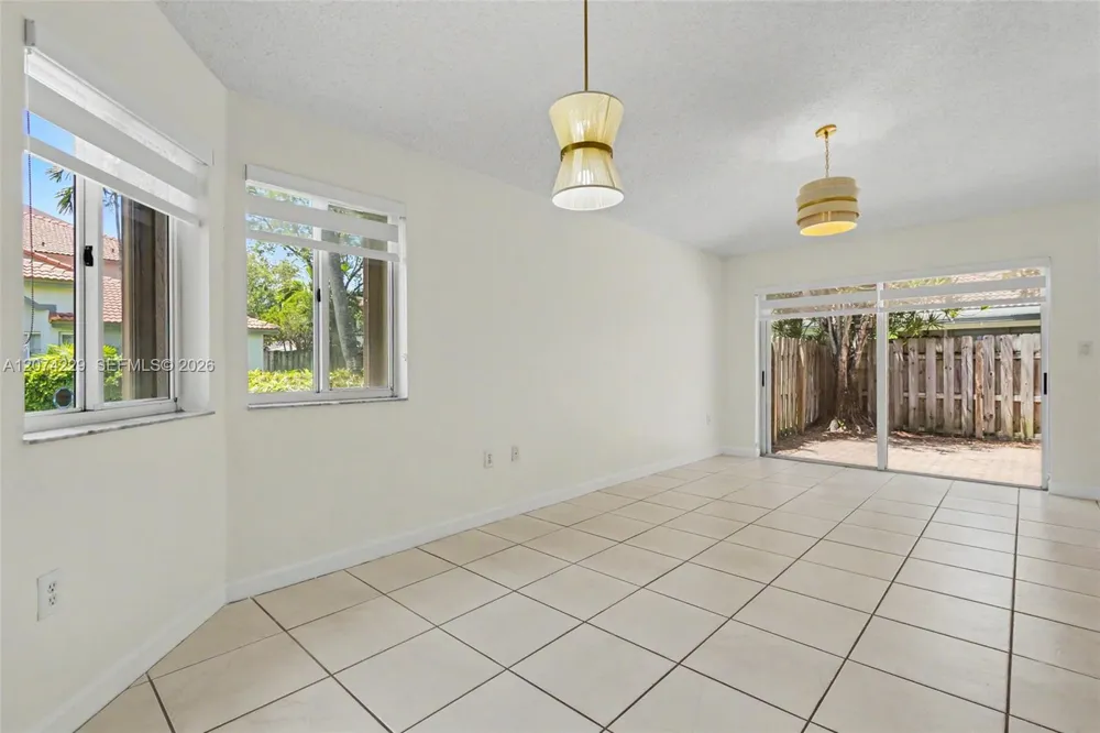 5118 NW 115th Ct Doral, FL 33178