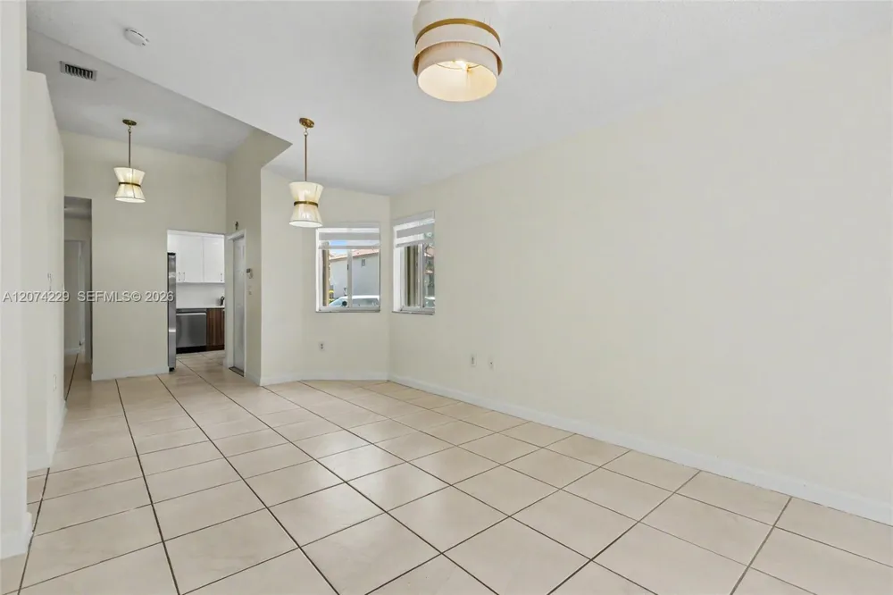 5118 NW 115th Ct Doral, FL 33178
