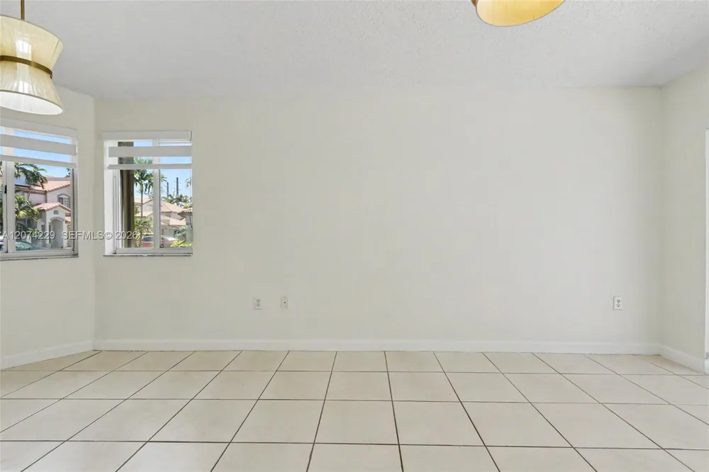 5118 NW 115th Ct Doral, FL 33178