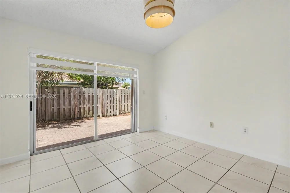 5118 NW 115th Ct Doral, FL 33178