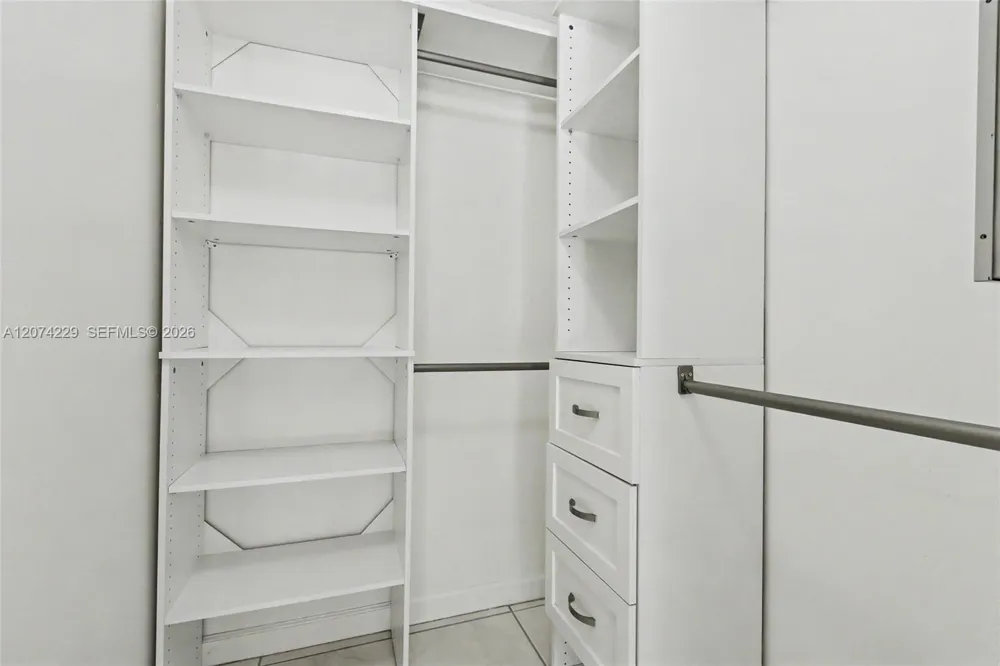 5118 NW 115th Ct Doral, FL 33178